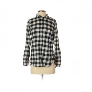 H&M long sleeve button down plaid shirt
